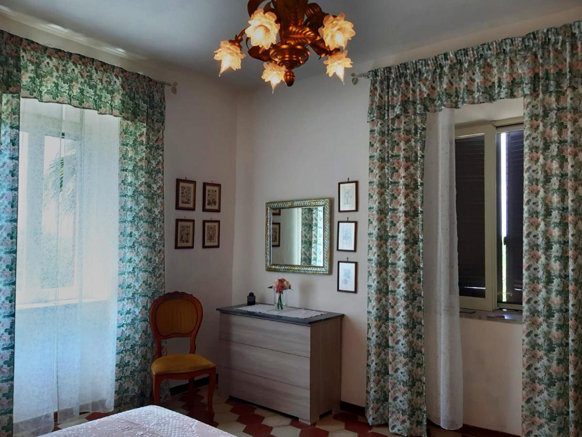 Apartamento A Casa Di Carla Terracina Exterior foto