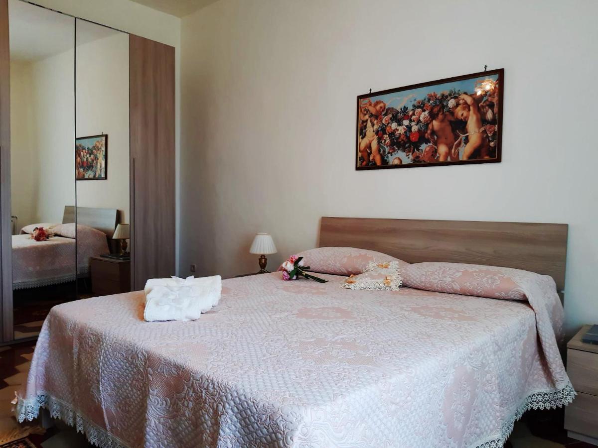 Apartamento A Casa Di Carla Terracina Exterior foto